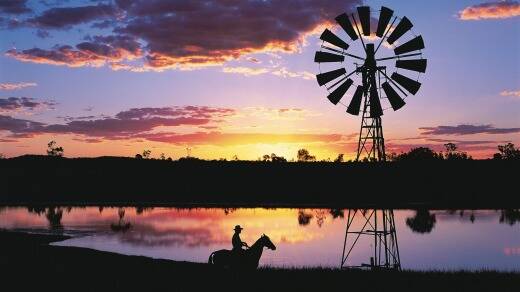 Longreach sunsets are a sight to behold. Photo: Tourism and Events Queensland 