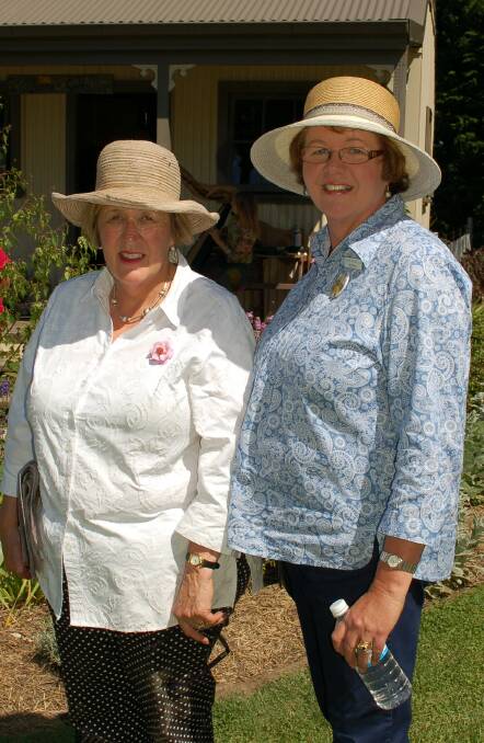 In good hands: Janet Gall with her sister, Walcha Garden Club secretary, Diana Lisle