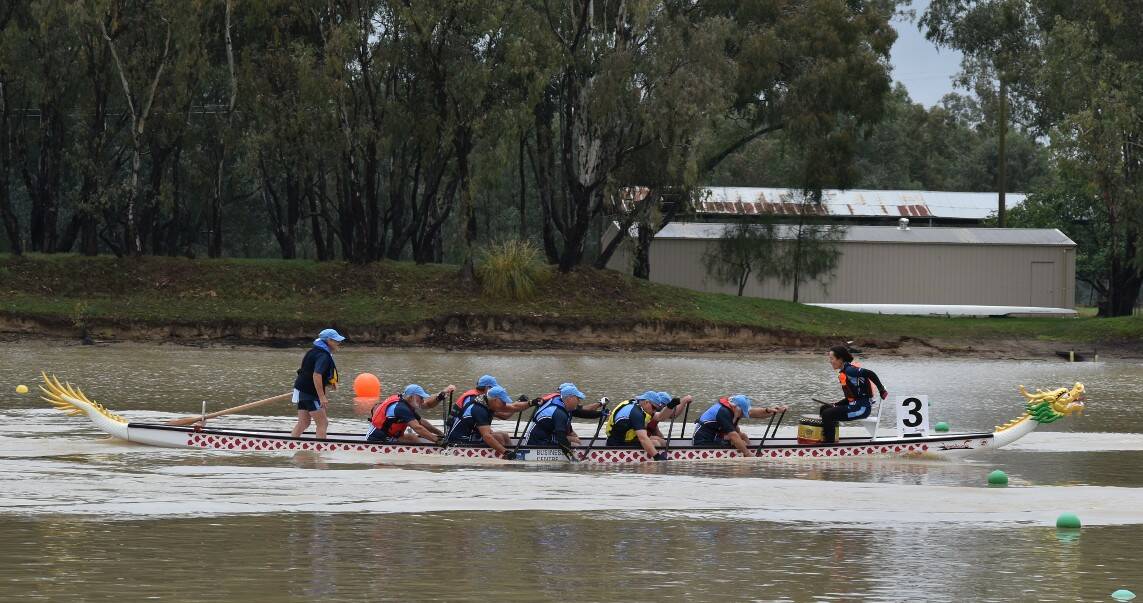 Graham Reeves and his fellow Armidale club members Jon Bennett and Brian Barrett won three gold medals with the 2017 regional NSW dragon boat team pictured above.
