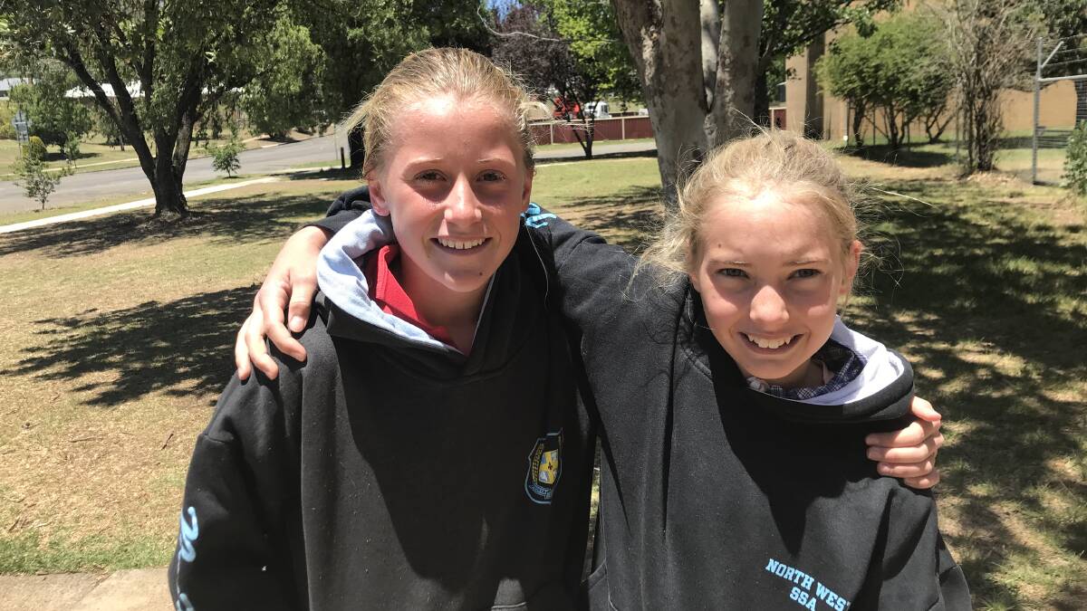 The girls are leading the boys in the Walcha world records at swimming club so far this season. In week 1 Poppy McLaren bettered her own 12-year-old 50m backstroke and then the following week Jemma Warden lowered her 12-year-old 50m butterfly time by over half a second. Come on boys !