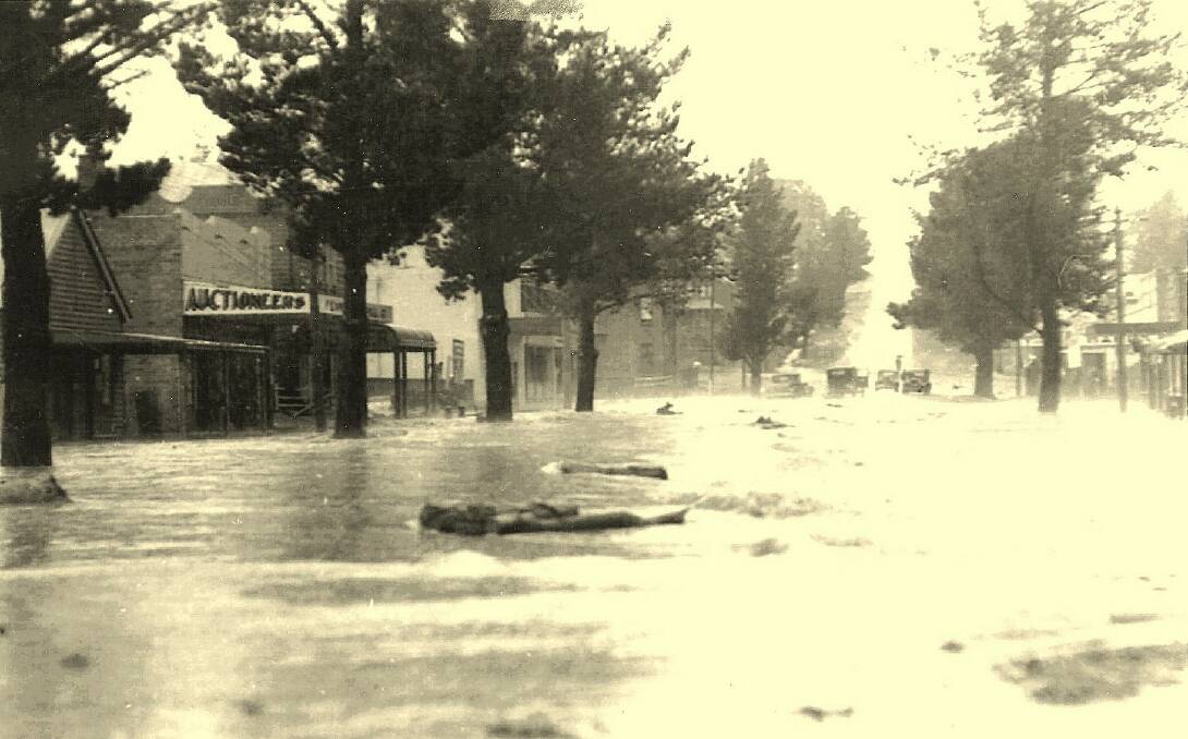 Afloat: Debris in Derby Street after the Blair’s Gully flood of January 31, 1938. Photo courtesy of Jean Cross.