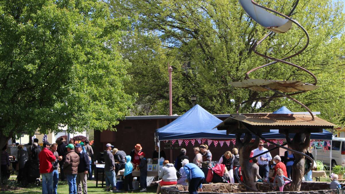 Walcha Farmers’ Market – stalls, live music, and more!