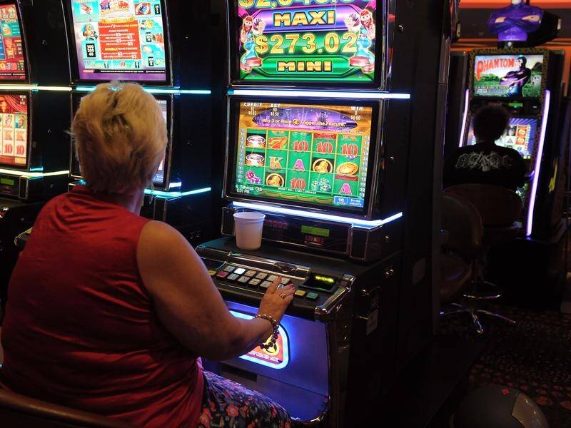 An Adelaide jeweller is under scrutiny after offering to buy valuables from poker machine players.